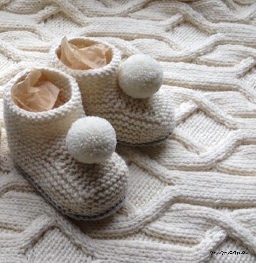 Booties pom poms
