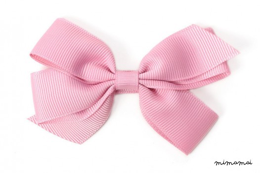 Medium Quartz Pink Bow