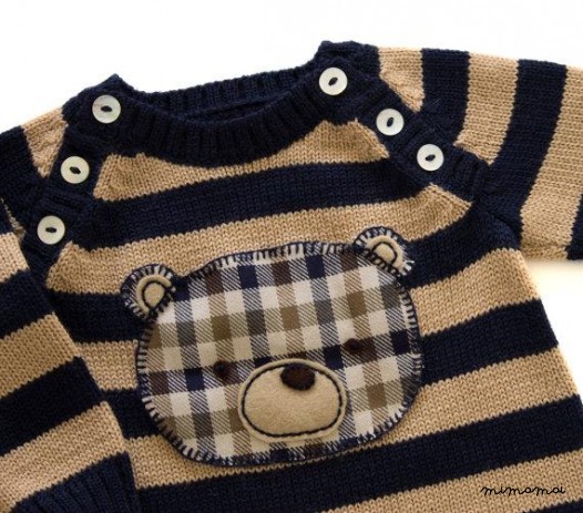 Maglia bambino tuta. Strisce blu e cammello. Orso in tartan.