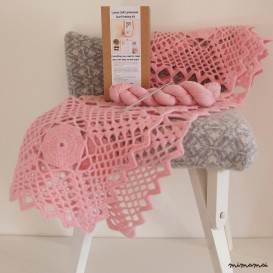 LUXURY LACE CROCHET BABY BLANKET KIT