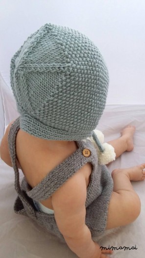 Baby bonnet, baby hat, baby winter hat, newborn babypresent, new baby, pompom hat