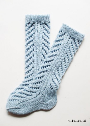 Babies/Children's knitted lambswool knee-high lace socks/stockings