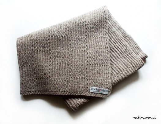 Babies/Children's knitted lambswool blanket/duvet/infants/children/prams/bed