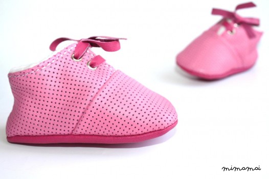 6-12 Months Slippers / Baby Shoes Soft Sole Lamb Leather Pink Dots