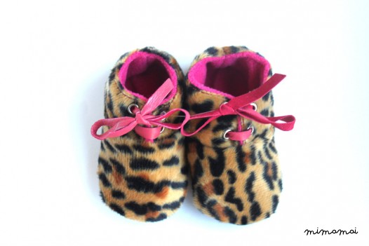 18-24 Months Slippers / Baby Shoes Lamb Leather leopard pink