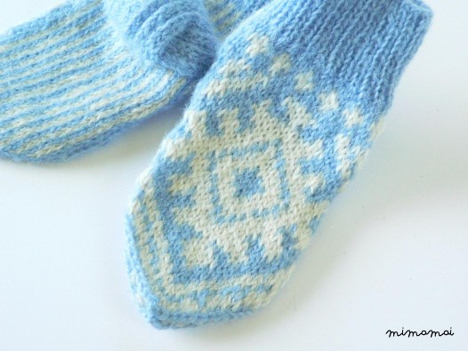 Wool baby socks - newborn gift, baby shower, baby gift, photo prop - made to order