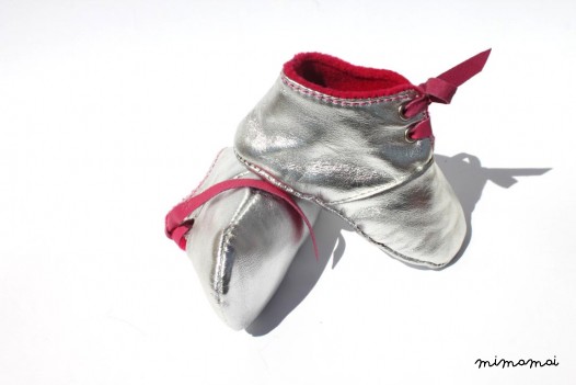 3 - 6 Months Slippers / Baby Shoes Lamb Glitter silver argent