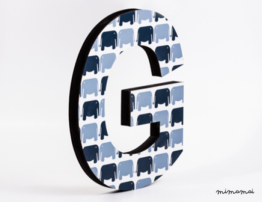 lettera in legno G - trama elefanti