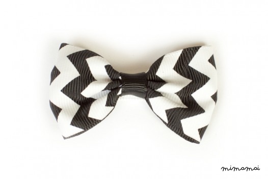 Large Chevron Bow Hairclip Black