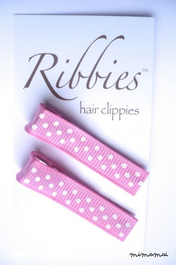 Small Dots on Light Pink Hairclips