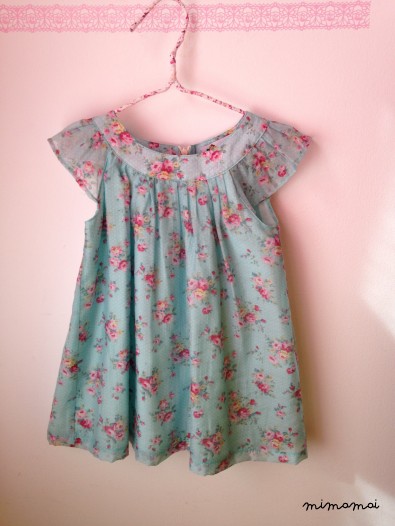 Dress printed in pastel colors