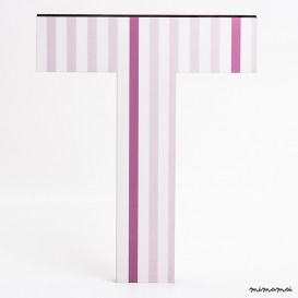 lettera in legno T - trama righe verticali rosa