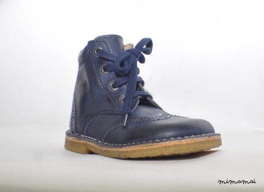 Budapest boot navy