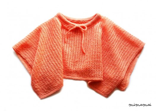 Girl's lambswool poncho/cape/caplet/shawl/shrug/crew neck/spring season