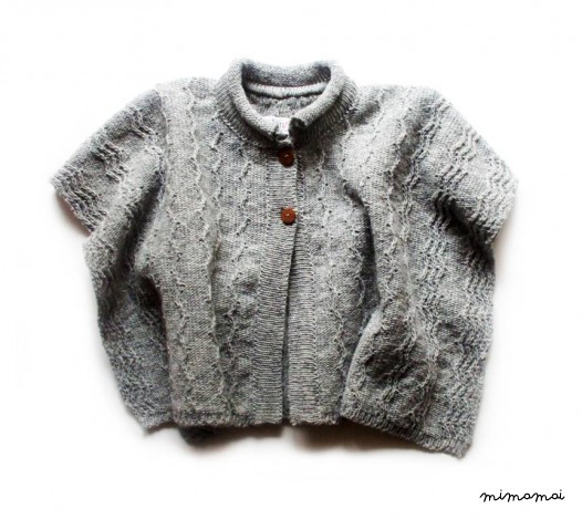 Girl's knitted lambswool cape/caplet/shawl/poncho
