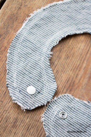 Linen baby bib set of 2