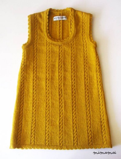 Babygirls/Girls cable knitted lambswool sleeveless Dress