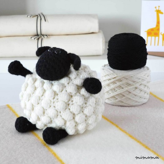 LUXURY BOBBLE SHEEP AMIGURUMI CROCHET KIT