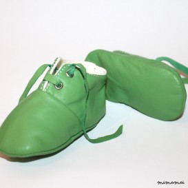 6 - 12 Months Slippers / Baby Shoes Lamb Leather green