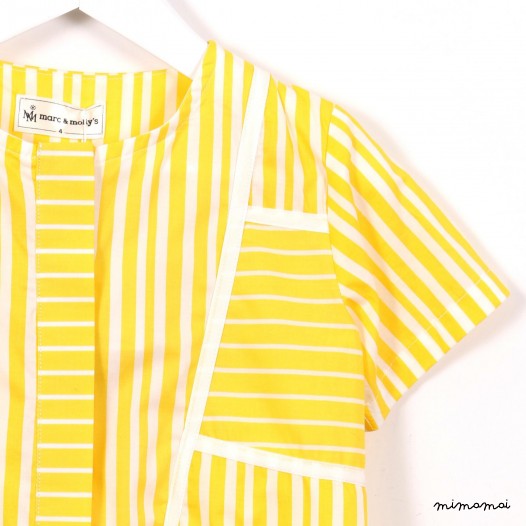 Graphic Lines Top yellow stripes
